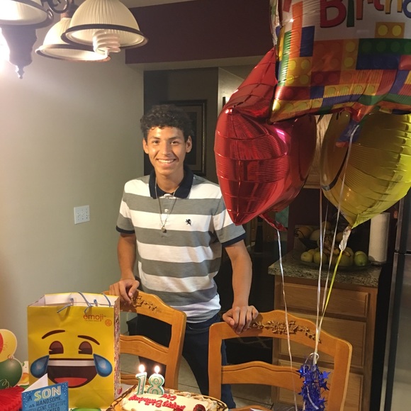 Meet your Posher, Mirna - Picture 2 of 4